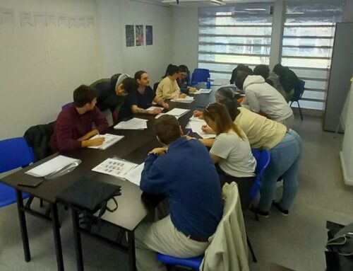 15 persones inicien una nova oportunitat laboral amb l’FPO Dual en Activitats auxiliars de magatzem i Peixateria a Mercabarna